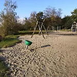 4 Person In * Ansager