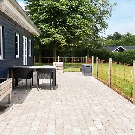 Tranquil Near Kvie Lake-by Traum * Ansager