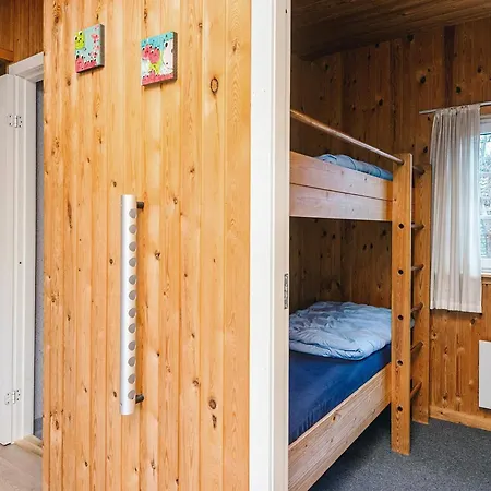 4 Person Holiday Home In Ansager Semesterbostad *